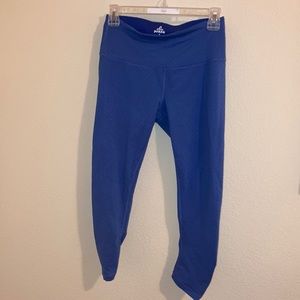 Blue Capri leggings